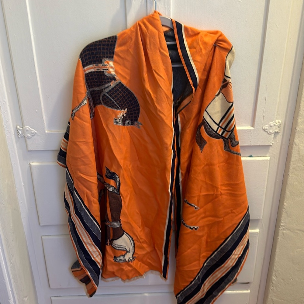 Horse shawl/scarf